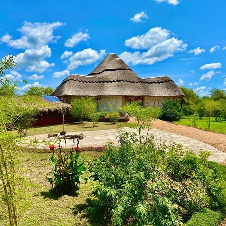 Murchison Falls Bamboo Village Paraa Εξωτερικό φωτογραφία