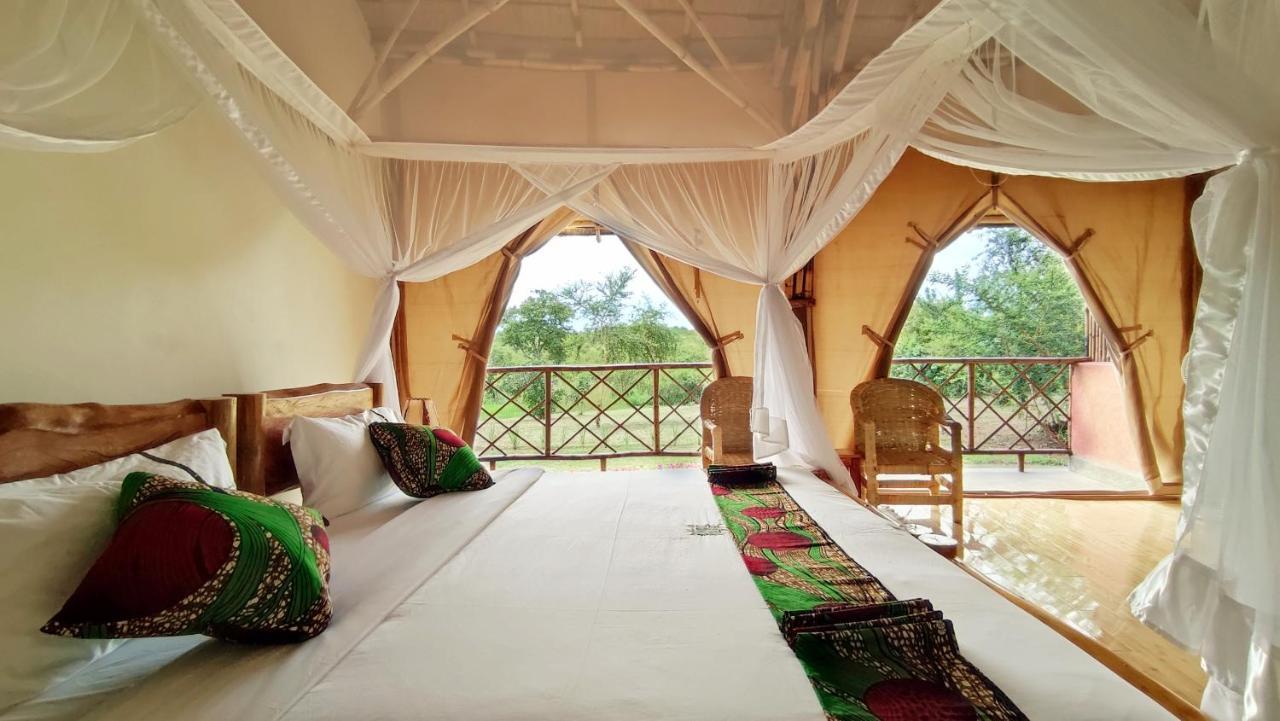 Murchison Falls Bamboo Village Paraa Εξωτερικό φωτογραφία