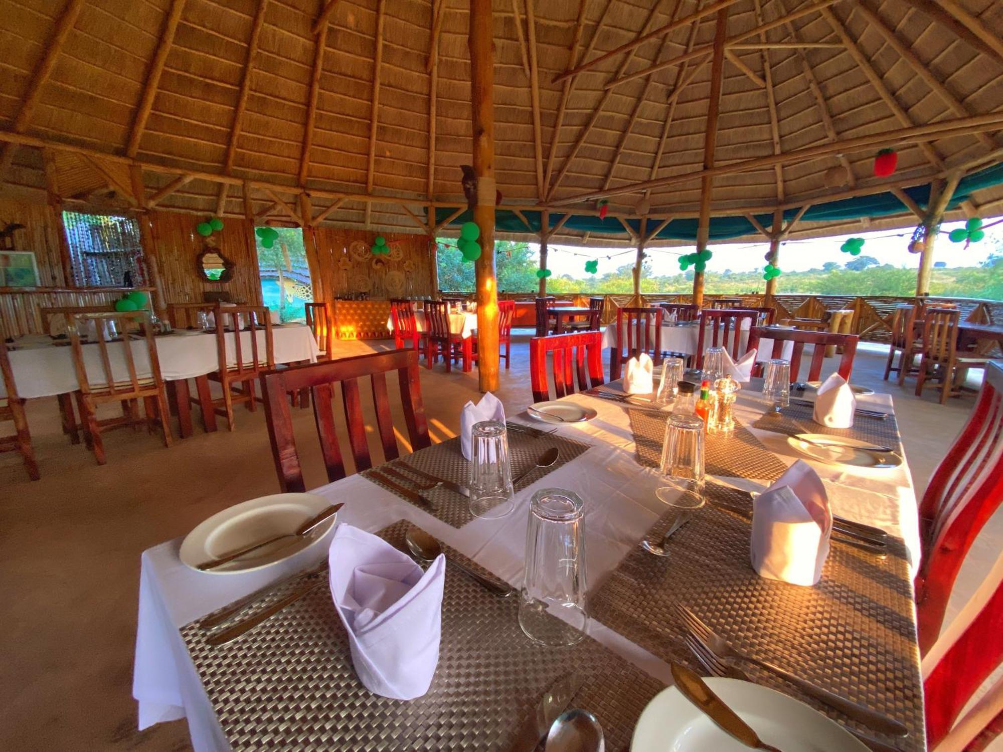 Murchison Falls Bamboo Village Paraa Εξωτερικό φωτογραφία